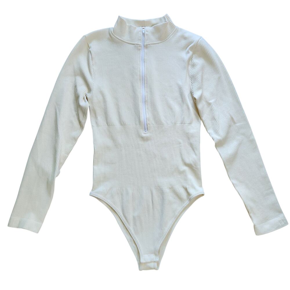 Cream ribbed bodysuit zip-front long sleeve size M